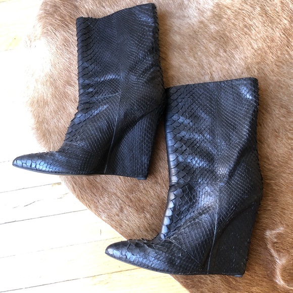 Giuseppe Zanotti Elegant Black Snakeskin leather platform Women's Boots size 39